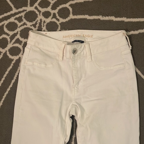 American Eagle white skinny jeans, size 4 - Picture 2 of 3